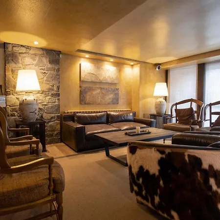 Yomo Patagonia Hotel Arinsal